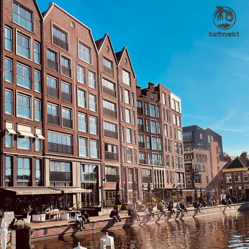 Gracht bij Turfmarkt